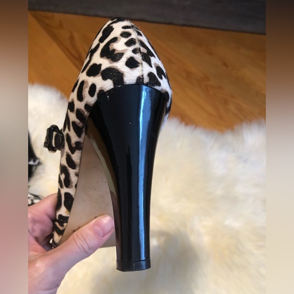 White House Black Market Ryan Animal Print Calf Hair Mary Jane Heels Pumps 9.5 - Picture 5 of 7